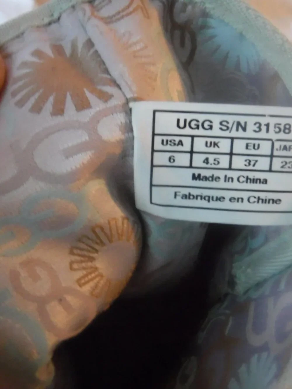 Uggs Beige Boots Womens Size 6 Pre OWned